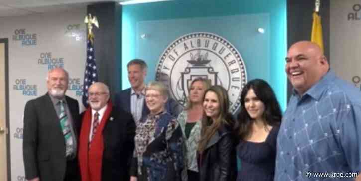 3 UNM graduate students awarded for saving life in Italy