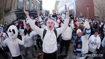 Jets fans, downtown restaurants eagerly awaiting Winnipeg whiteout party details getting update Friday