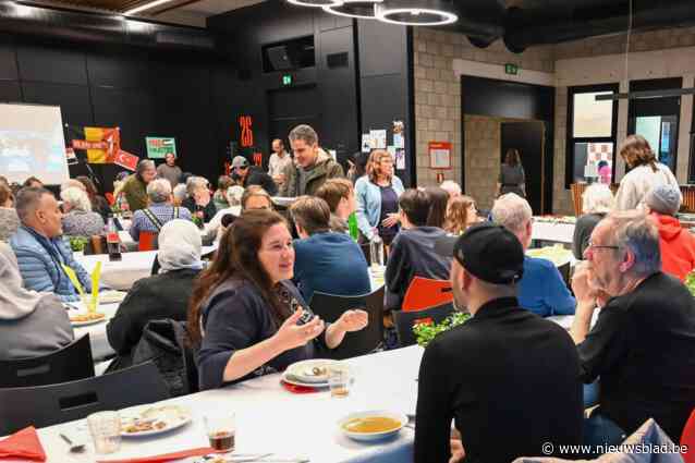 Solidariteitsavond voor slachtoffers aardbeving lokt veel volk
