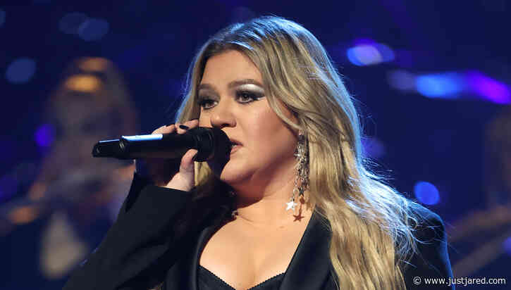 Kelly Clarkson Releases 'Me' & 'Mine' Songs, Explains Meaning of 'Chemistry' Album Title, Reveals Track List!