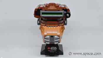 Lego Star Wars Princess Leia (Boushh) Helmet review