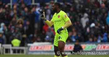 Hull City goalkeeper extends stay at League Two promotion challengers