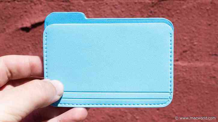 The Untitled Folder Wallet is the perfect gift for the Mac user who has everything