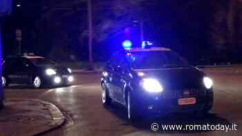 Inseguimento nella notte: in fuga con la Mercedes Classe A, era ubriaco alla guida