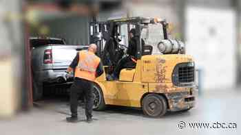 With vehicle thefts spiking, authorities in Montreal try to crack down on shipments overseas