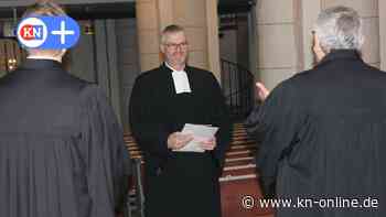 Pfarrer lehnt Taufe für Mädchen mit zwei Vätern ab: Heftige Kritik von der Kirche