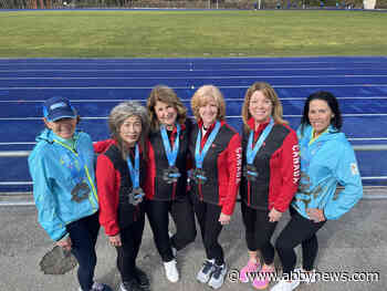 Six Semiahmoo Peninsula women earn their Six Star Medals at Tokyo Marathon in March