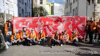 Lieferando-Fahrer streiken in Frankfurt