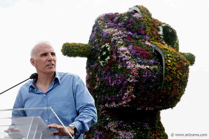 Billionaire Art Collector Mitchell Rales and Josh Harris to Buy Washington Commanders