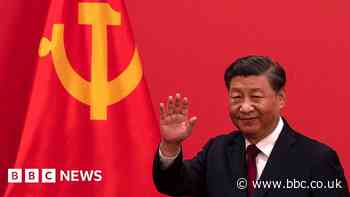 China makes peace while baring its teeth