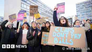 Nurses to strike on bank holiday after pay offer rejected