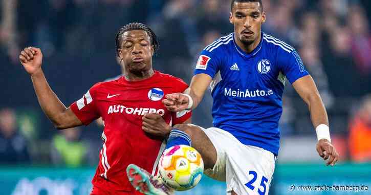 Debatten über Coach bei Hertha – Schalkes Sieg und Sorgen