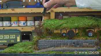 This is small even for a hobbit: dioramas bring details to life