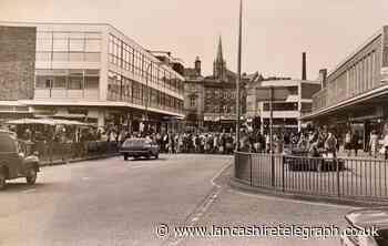 Crowds on Broadway in Accrington enjoying Seventies' sunshine