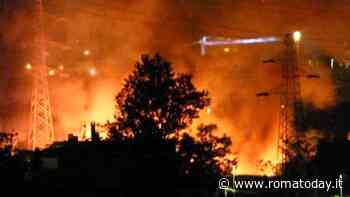 La storia della discarica abusiva più grande d'Europa, tra mancate bonifiche e maxi incendi