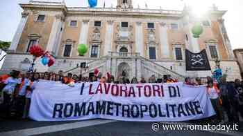 Su Roma Metropolitane il Campidoglio è immobile: si infiamma la protesta dei lavoratori senza stipendio