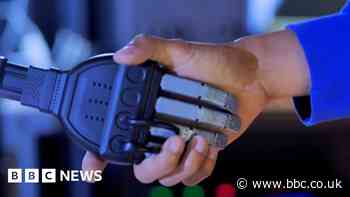 Watch: 3D-printed robot hand senses how to grasp objects