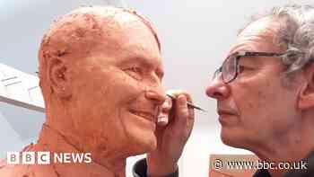 Sir David Amess statue to show his 'smile and warmth'