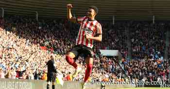 Ten-man Sunderland close to within a point of play-offs after coming from behind against Birmingham