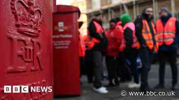 Royal Mail and Communication Workers Union reach agreement on pay