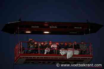 Opvallend: Nu ook skyboxen in Westerlo... met de kraan