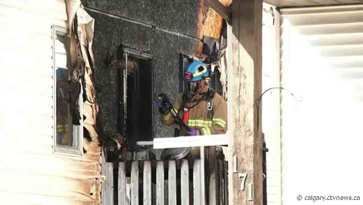 Saturday afternoon fire in southeast Calgary that burned 2 homes under investigation