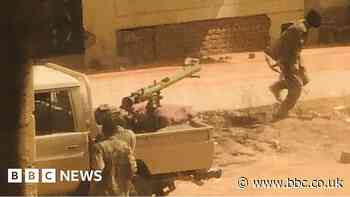 Gunfire and jet strikes, Sudan conflict... in 67 seconds