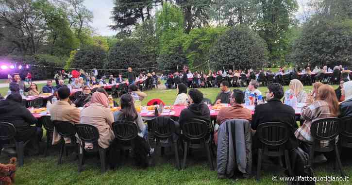 Iftar della Pace, al parco Sempione di Milano la prima cena di rottura del digiuno del Ramadan aperta a tutta la cittadinanza