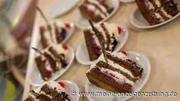 Sahne, Kirschen, Schokospäne: Schwarzwälder feiern Torte
