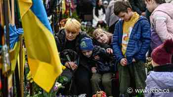 More than 100 Ukrainian POWs freed in Easter exchange with Russia, official says