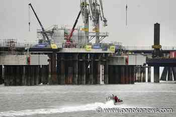 Talk of LNG as clean fuel alternative risks losing sight of climate goals: experts