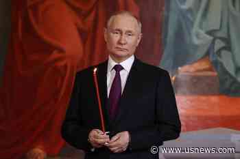 Putin Meets With China's Defense Minister in Moscow