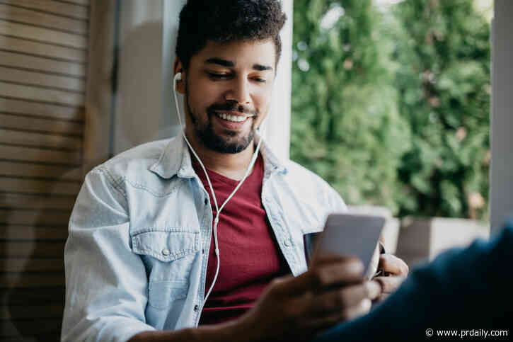 How college students engage with podcasts