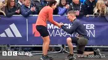 Manchester Marathon runners get engaged at finish line