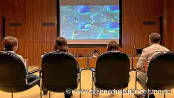 Wolfsburgs OB Weilmann zeigt sein Können bei „Mario Kart“