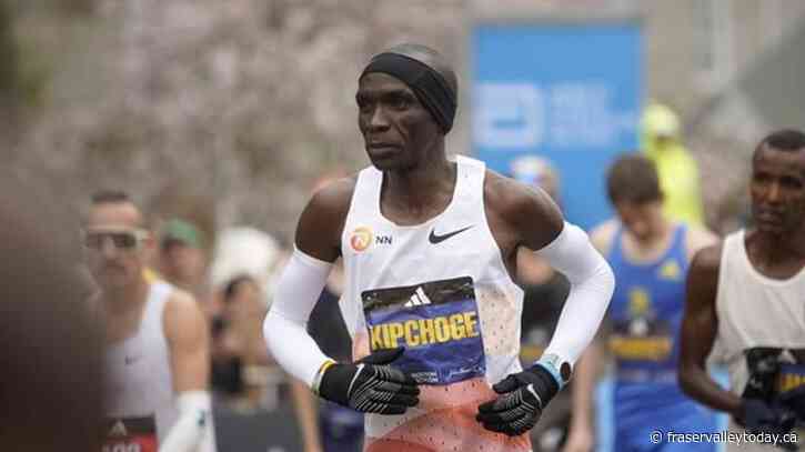 Boston Marathon sweep for Kenya, but not favorite Kipchoge