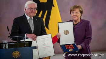 Höchster deutscher Verdienstorden an Merkel verliehen