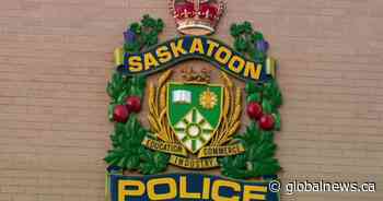 Saskatoon man arrested after pulling gun on off-duty cop with 6-year old in the back