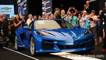 2024 Corvette E-Ray sells at charity auction for $1.1 million
