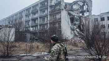 Schwerer Beschuss: Russland macht Bachmut „dem Erdboden gleich“