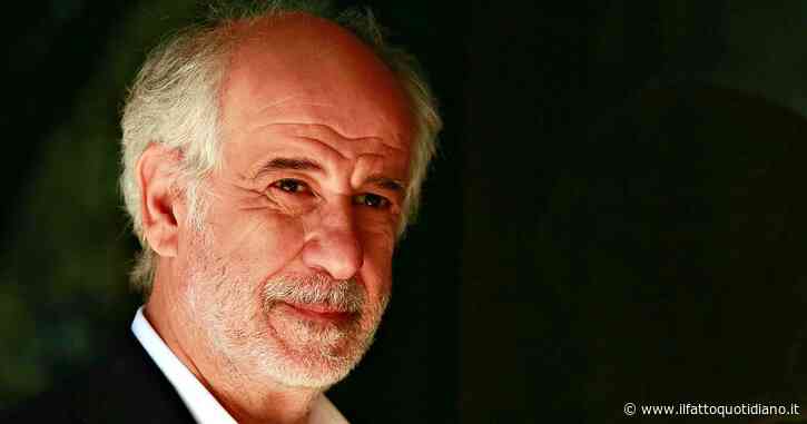 Toni Servillo si sente male mentre è in scena a Parigi: portato in ospedale per controlli