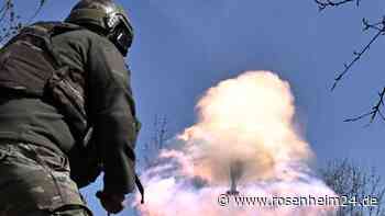 Schwere Kämpfe in Bachmut: Russland macht Stadt „dem Erdboden gleich“