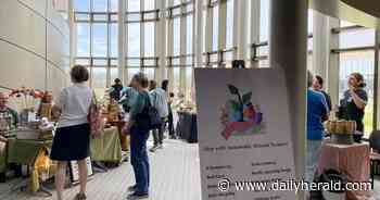 Good turnout for retooled Green Living Fair in its new location