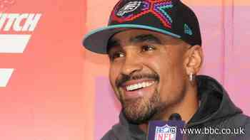 Jalen Hurts: Philadelphia Eagles quarterback agrees record deal - report