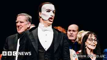 Final curtain call for Broadway's Phantom of the Opera