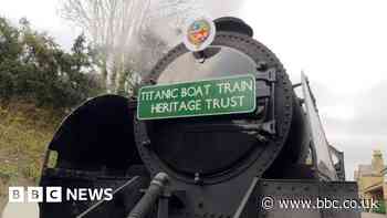 Titanic rail trip to Southampton recreated for anniversary event