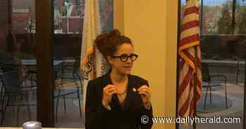 Opposites but 'role models': Arlington Heights fetes outgoing trustees Scaletta and Canty