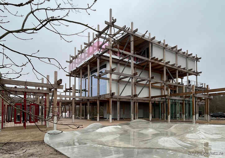 Ein Haus für alle
 - Baustellenbesuch bei Holzer Kobler Architekturen in Sankt Peter-Ording