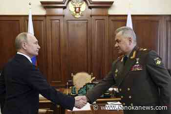 Putin, Zelenskyy rally troops with war poised for new phase