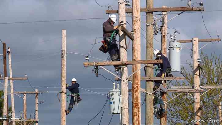 I&M mechanics discuss National Linemen Appreciation Day